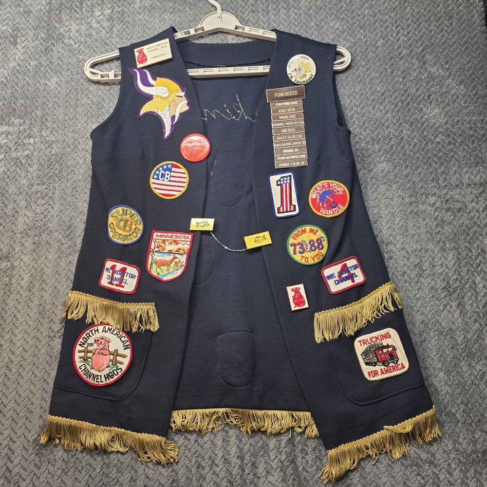 VTG North American Channel Hogs Mens Vest Minnesota Ice Fishing / CB Radio Club